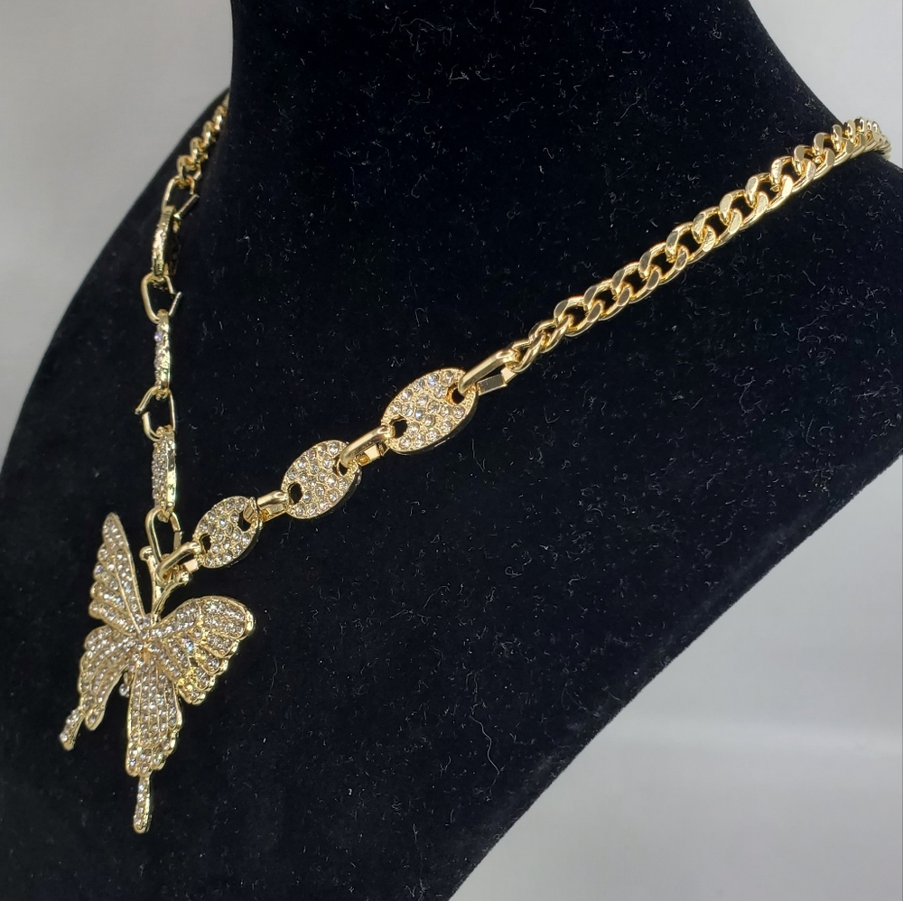 Chain - Picture 3 of 3